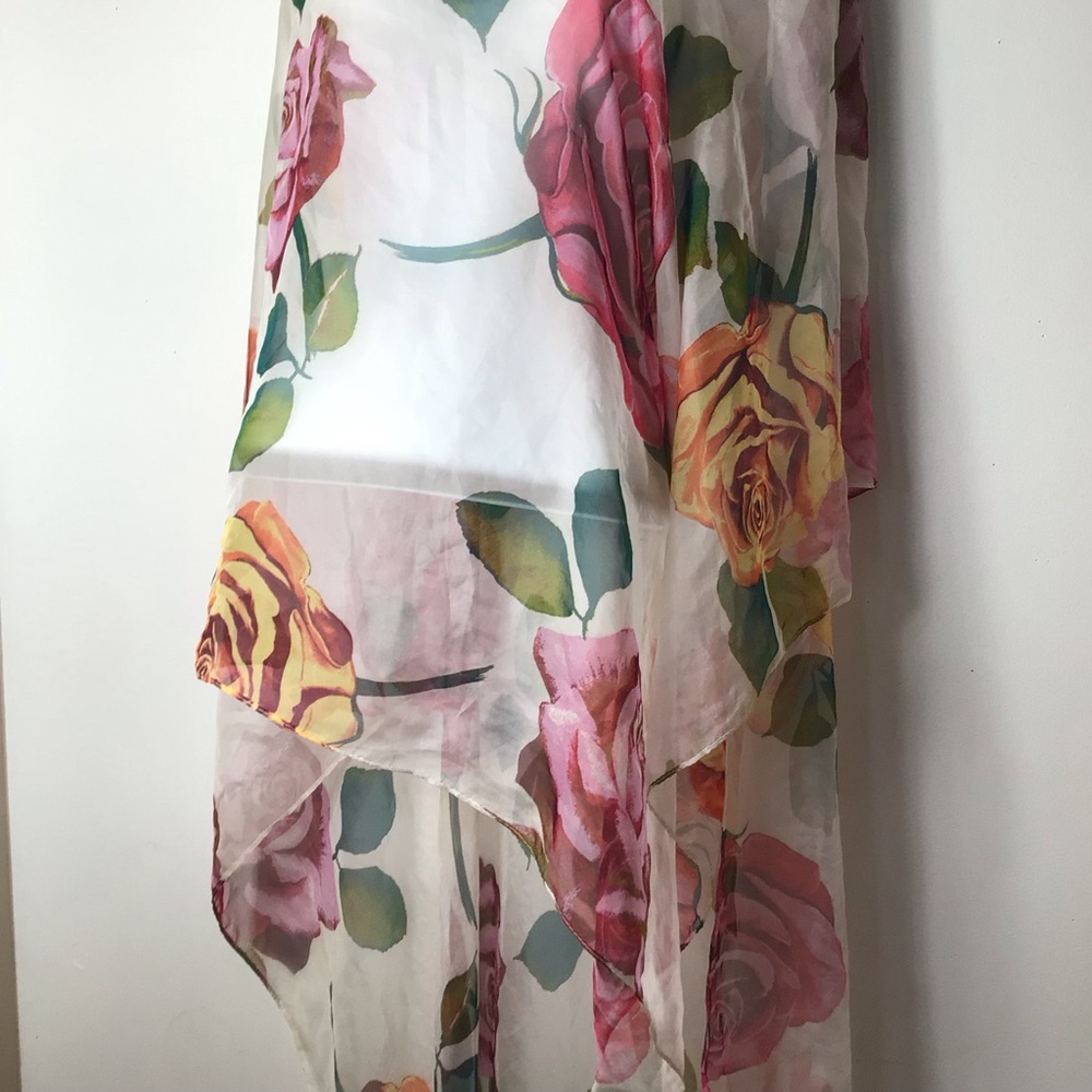 Sheer Floral Rose Scarf Wrap in White with Pink & Yellow Roses - Picture 3 of 4